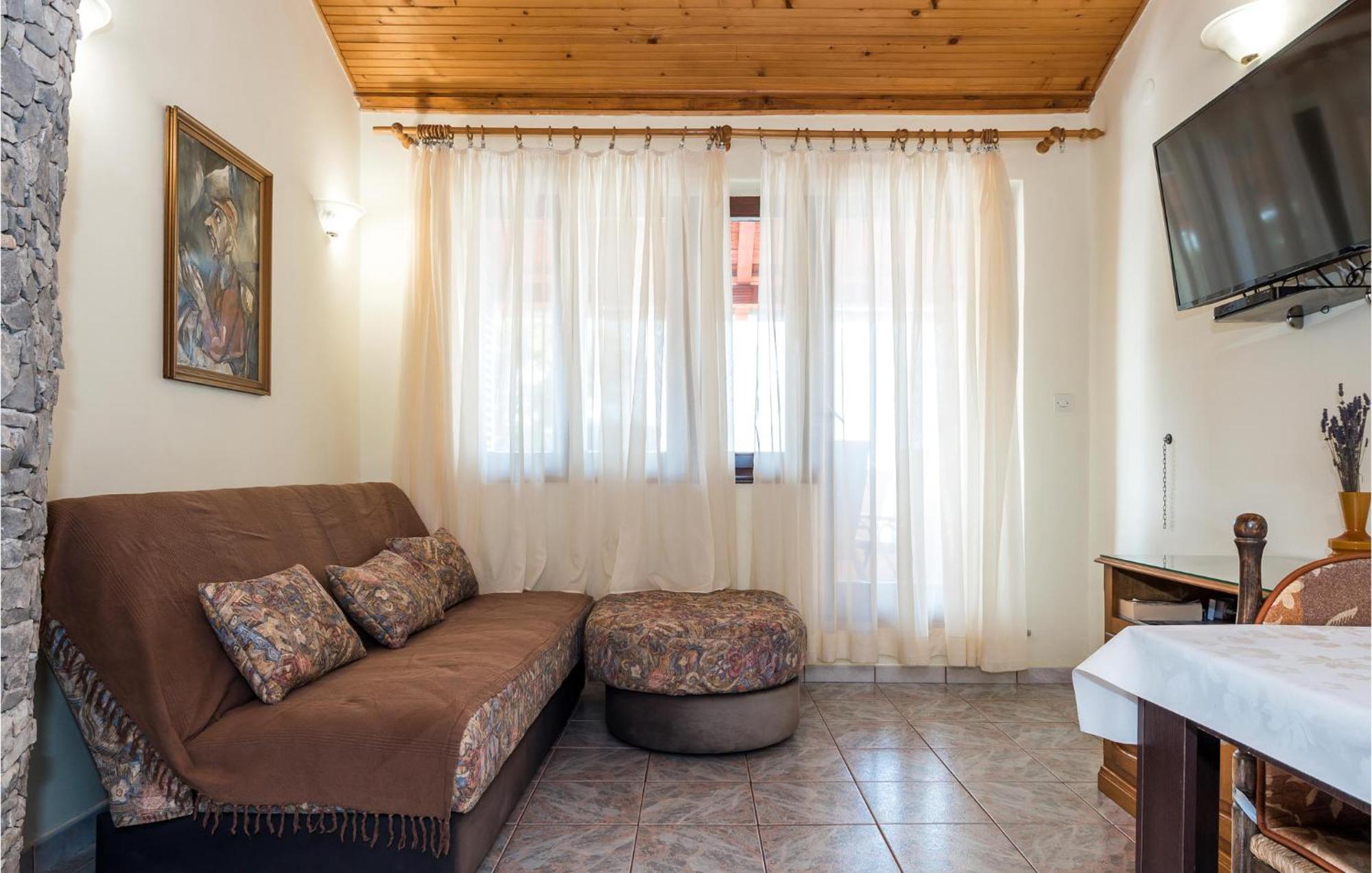 Awesome Apartment In Jadrija With Wifi 외부 사진